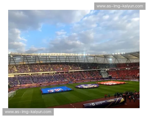 足球赛事直播：把球场激情带回家